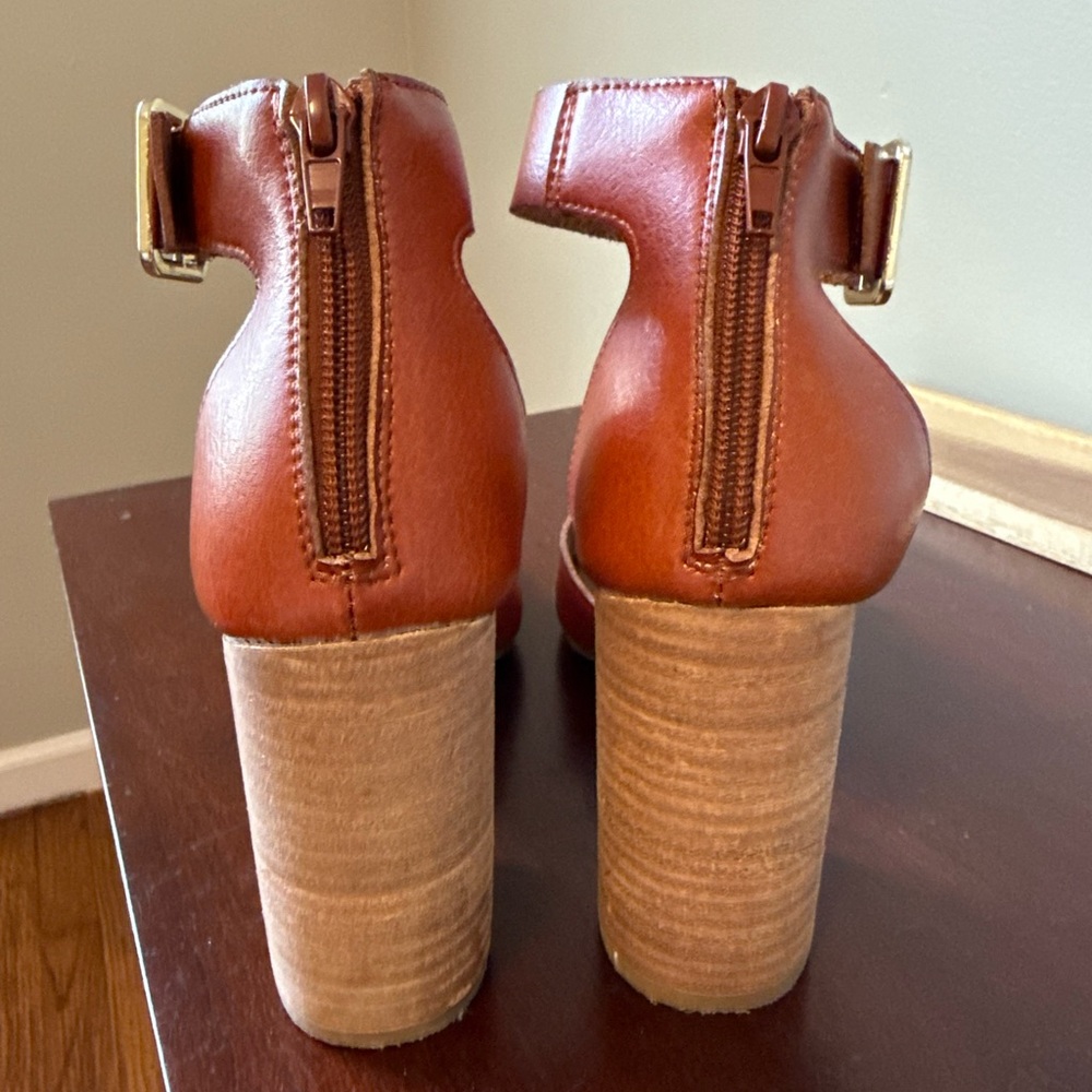 Madden Girl Wooden Chunk Heels - Picture 4 of 7